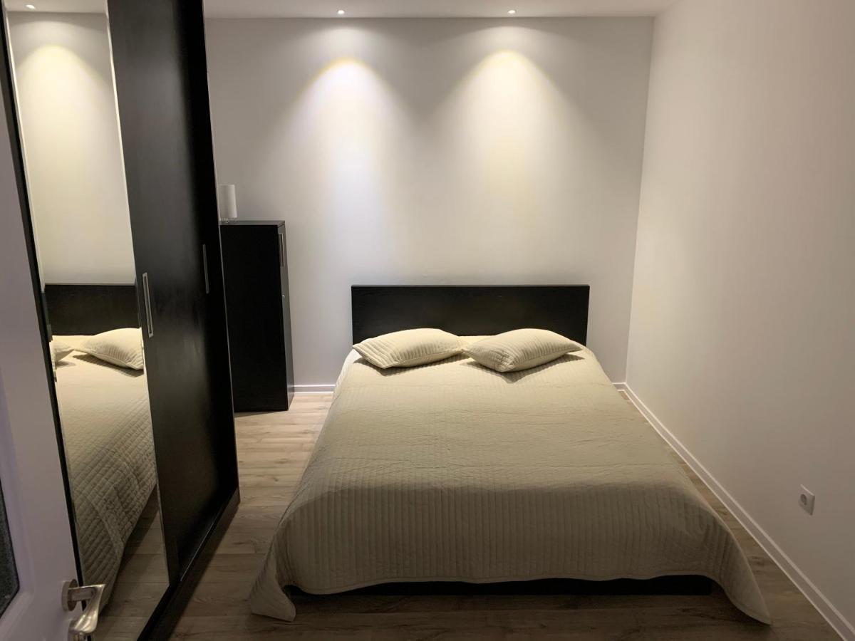 Apartment City Center Pitesti Exterior photo