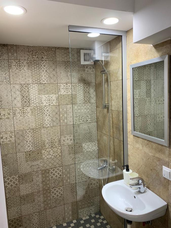 Apartment City Center Pitesti Exterior photo